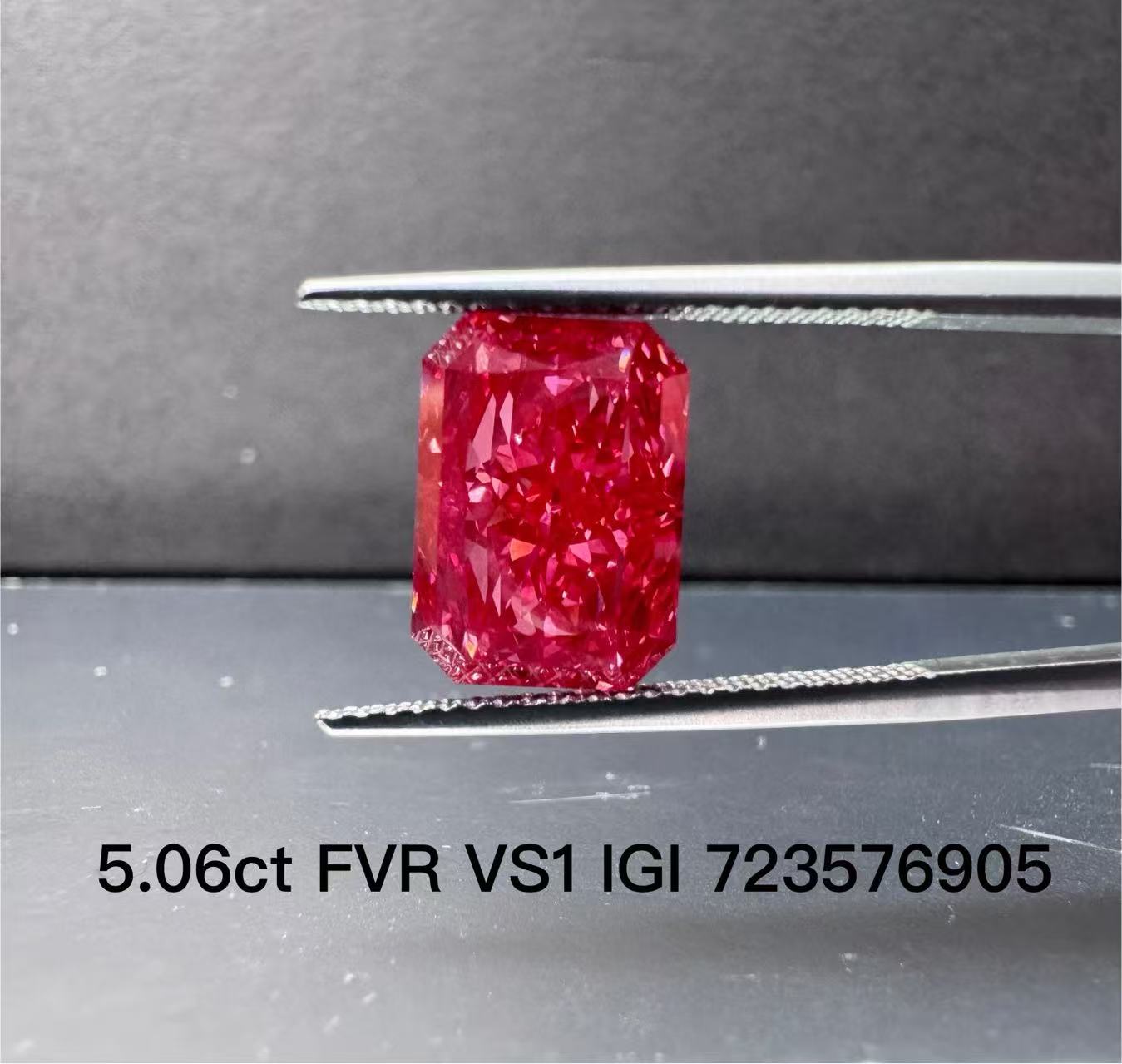 5.06 ct Cornered Rectangular